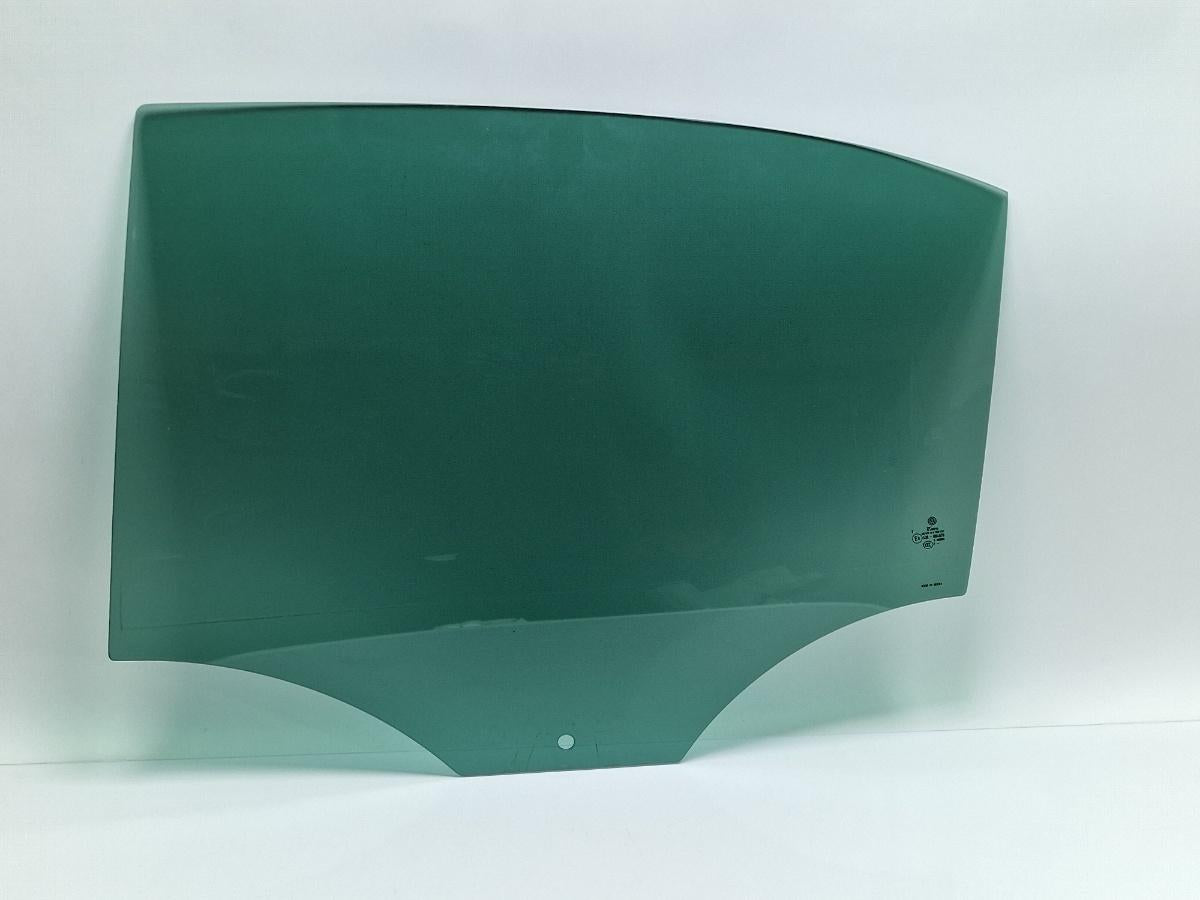 Geam usa stanga spate VOLKSWAGEN JETTA IV 162, 163, AV3, AV2 2009 - >1.2 TSI CBZB 43R004670 5C6845025A