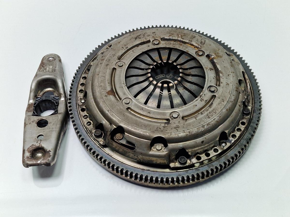 Kit ambreiaj VOLKSWAGEN JETTA IV 162, 163, AV3, AV2 2009 - >1.2 TSI CBZB SACHS 04E141026CX , 02T141153F