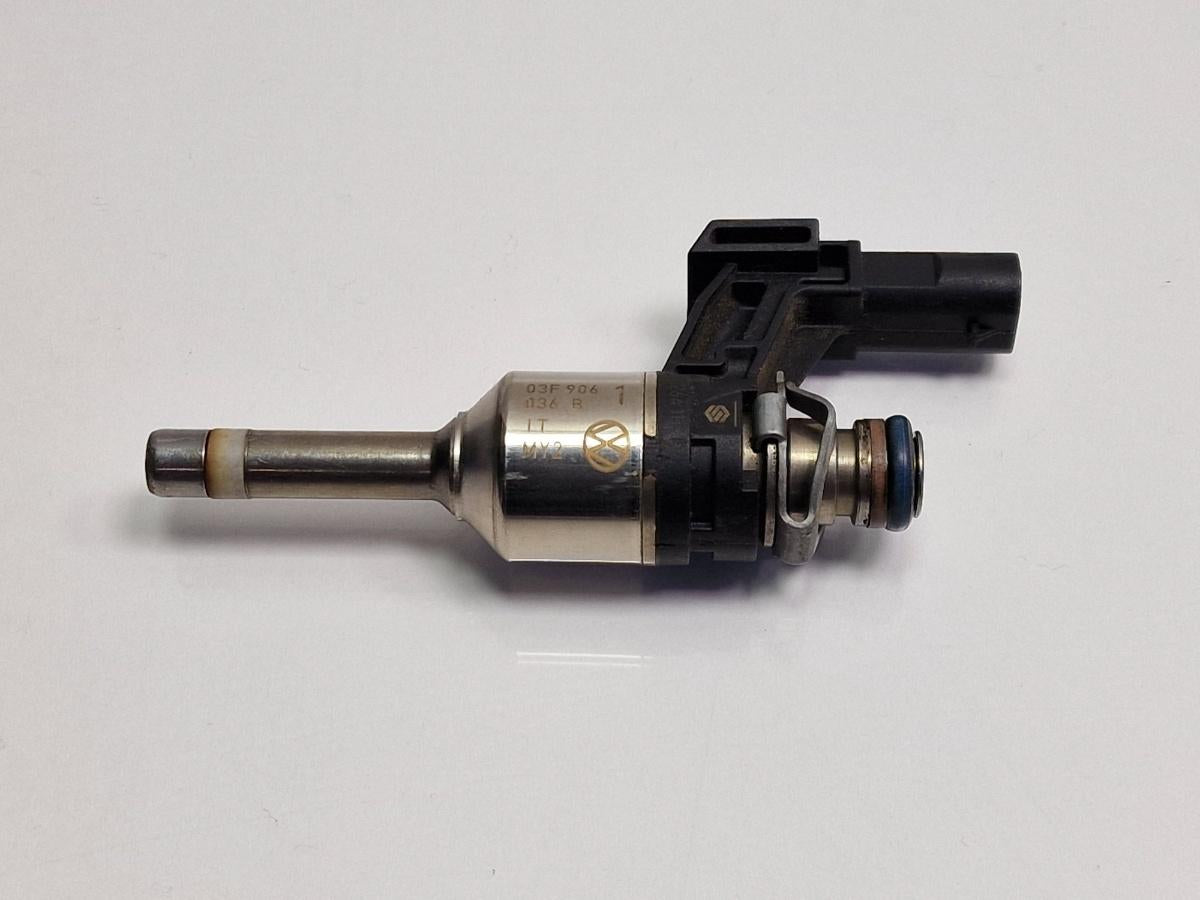 Injector VOLKSWAGEN JETTA IV 162, 163, AV3, AV2 2009 - >1.2 TSI CBZB 03F906036B