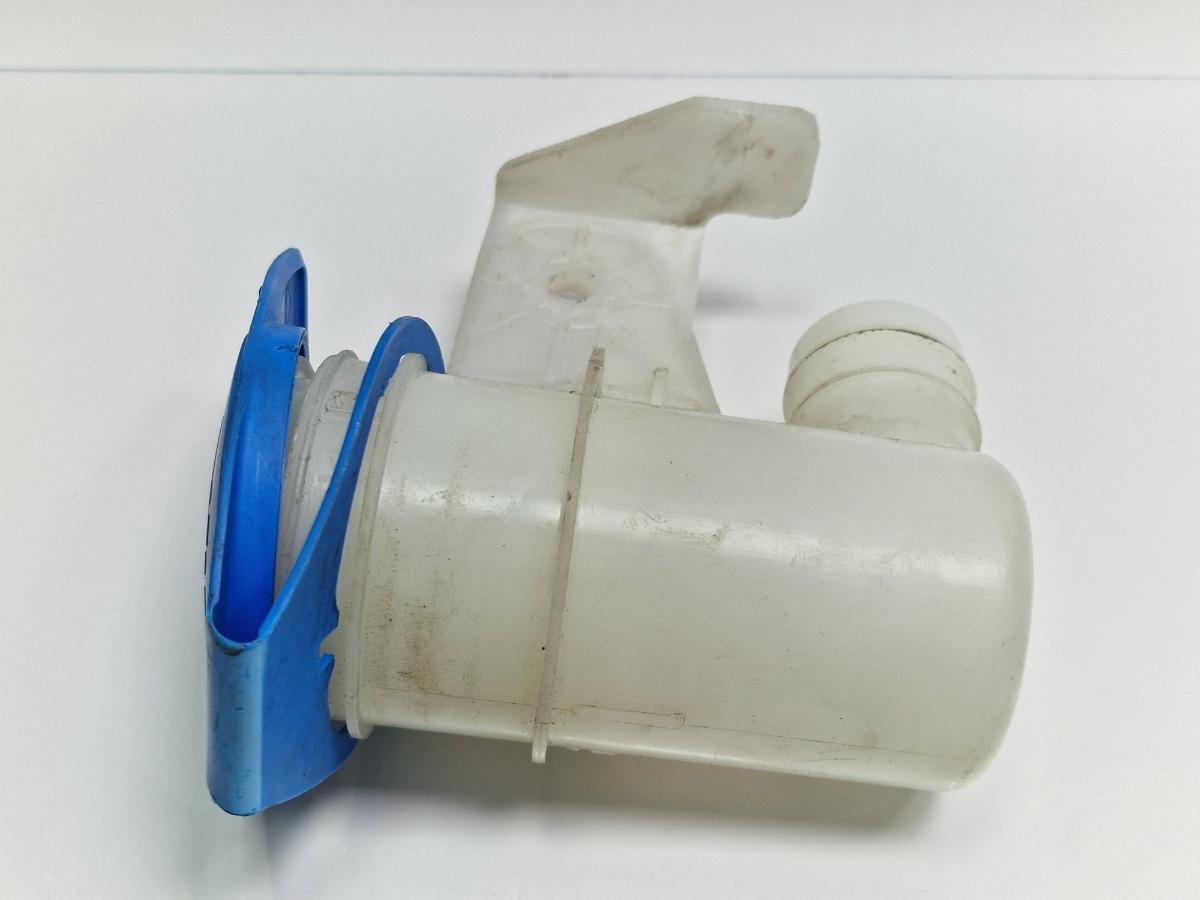 Gat umplere vas lichid parbriz VOLKSWAGEN JETTA IV 162, 163, AV3, AV2 2009 - >1.2 TSI CBZB 1K0955455