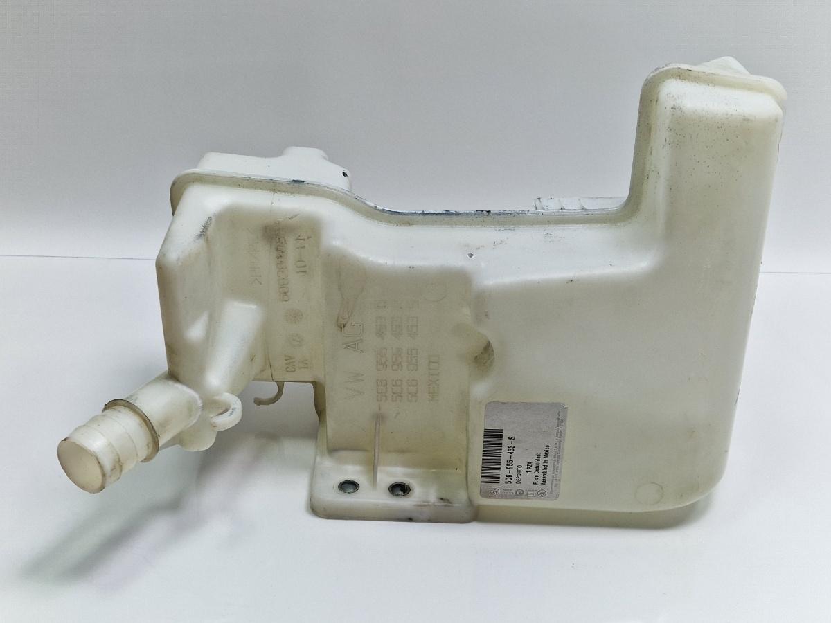 Vas lichid parbriz VOLKSWAGEN JETTA IV 162, 163, AV3, AV2 2009 - >1.2 TSI CBZB 5C6955453S