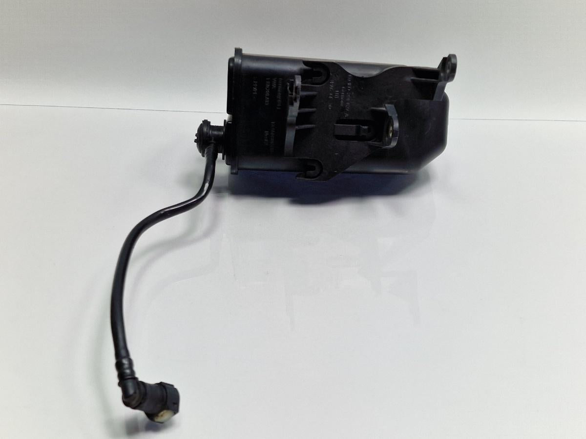 Canistra carbon VOLKSWAGEN JETTA IV 162, 163, AV3, AV2 2009 - >1.2 TSI CBZB 1K0201813 , 1K0201801E