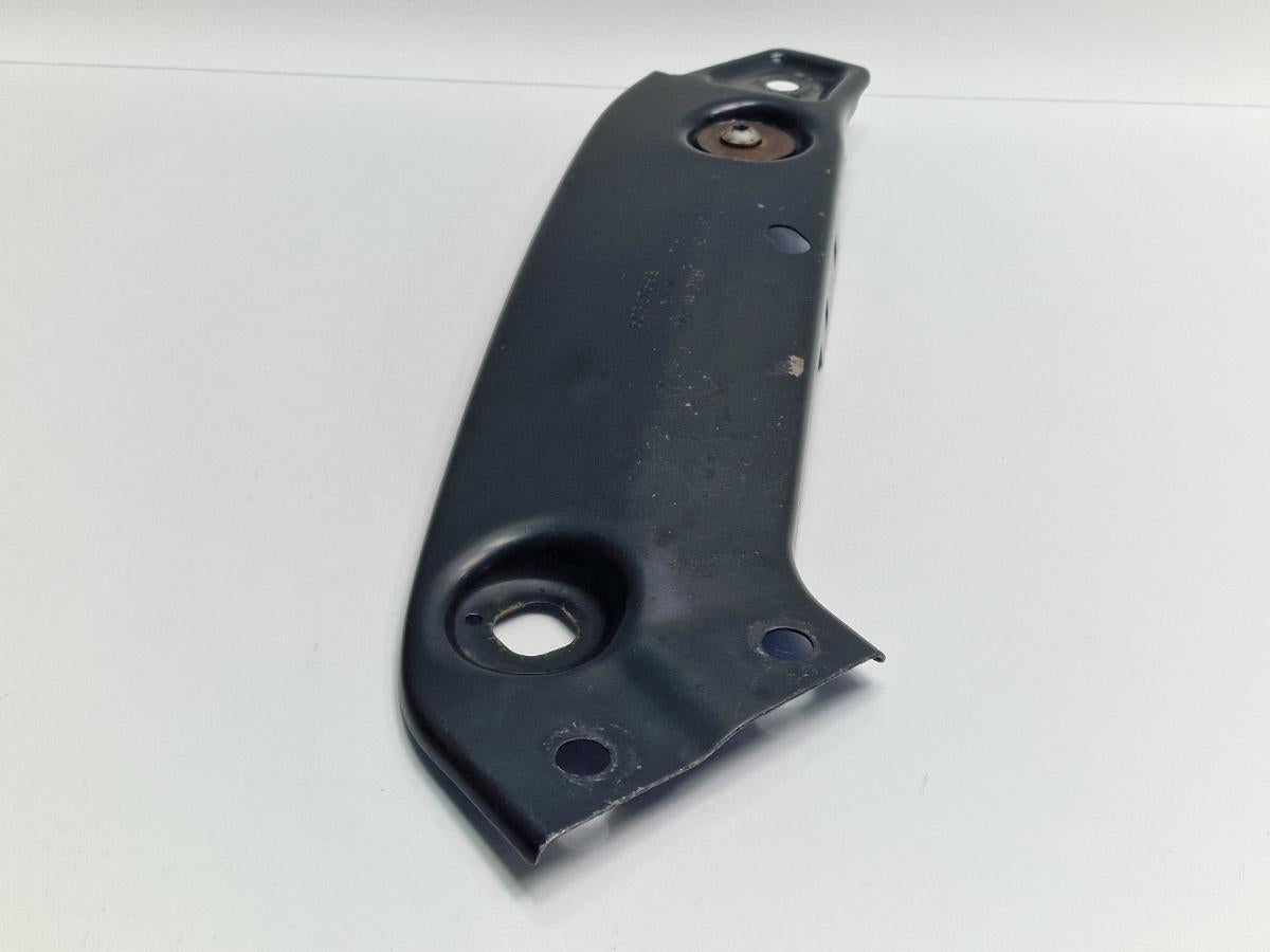 Suport far dreapta VOLKSWAGEN JETTA IV 162, 163, AV3, AV2 2009 - >1.2 TSI CBZB 5C6805932