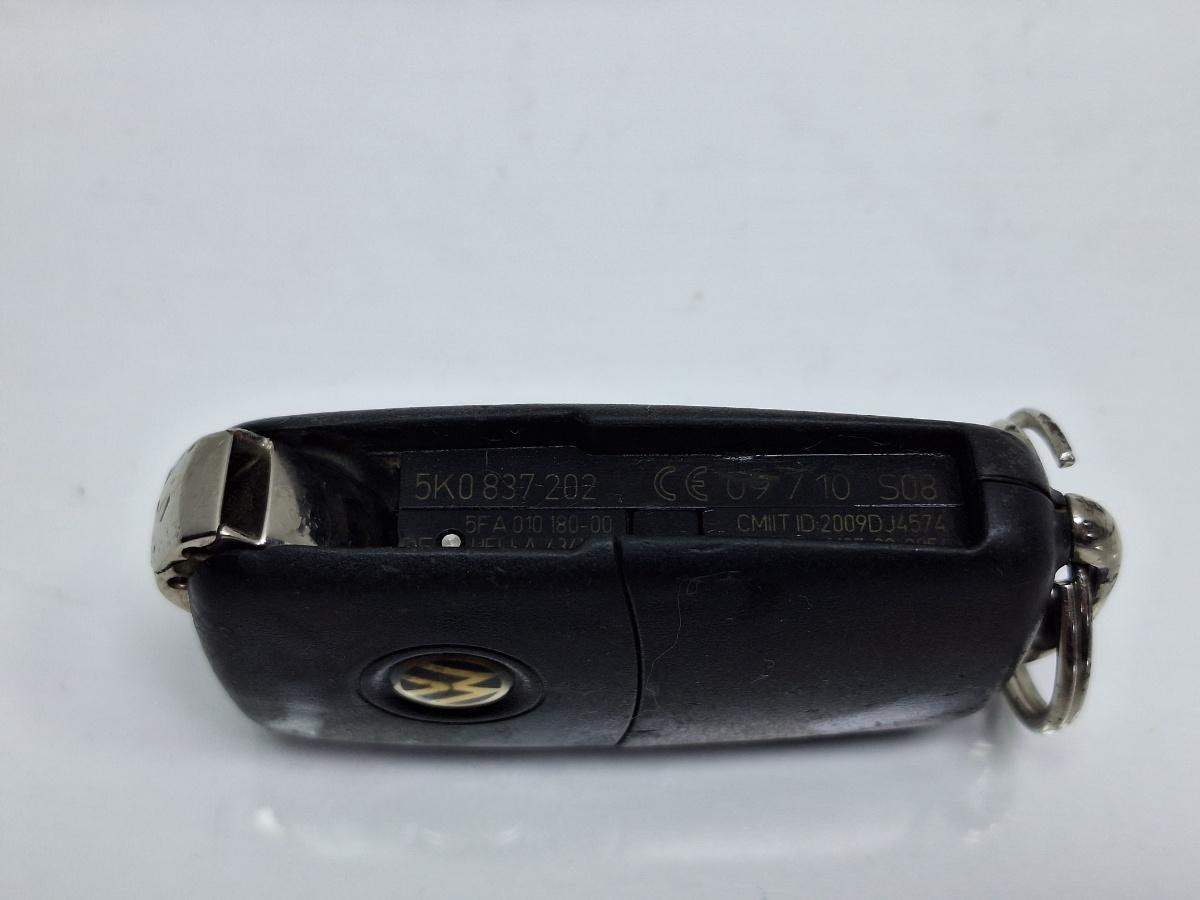 Cheie inchidere centralizata VOLKSWAGEN JETTA III 1K2 2004 - 20101.6 TDI CAYC HELLA 5FA010180-00 5K0837202