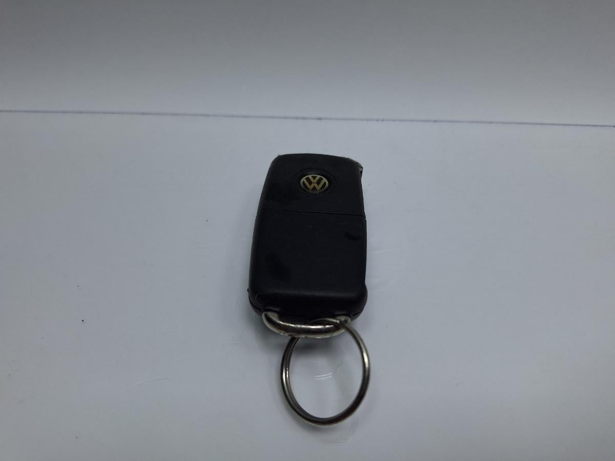 Cheie inchidere centralizata VOLKSWAGEN JETTA III 1K2 2004 - 20101.6 TDI CAYC HELLA 5FA010180-00 5K0837202