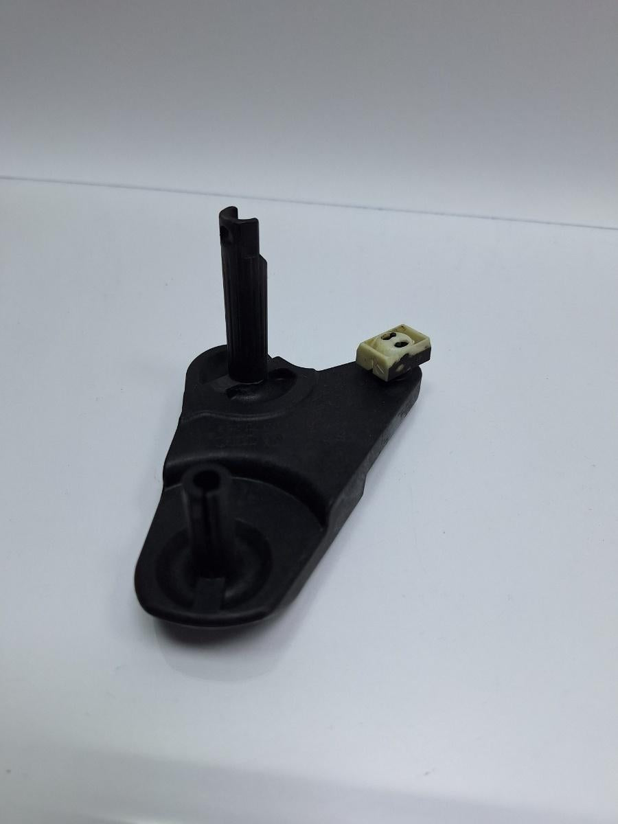 Parghie prindere sufe timonerie VOLKSWAGEN JETTA IV 162, 163, AV3, AV2 2009 - >1.2 TSI CBZB 5K0711202 , 5K0711203