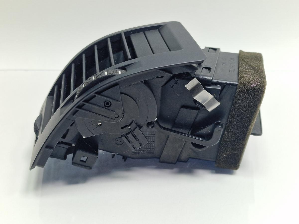 Grila de ventilatie stanga SKODA OCTAVIA II Combi 1Z5 2004 - 20132.0 TDI 16V BKD, CFHC, CLCB 1Z0819701