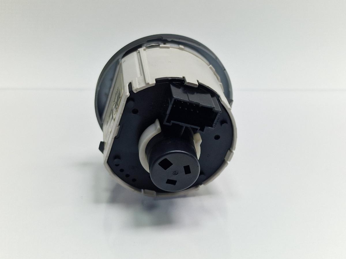 Bloc lumini SKODA OCTAVIA II Combi 1Z5 2004 - 20132.0 TDI 16V BKD, CFHC, CLCB 1Z0941431A