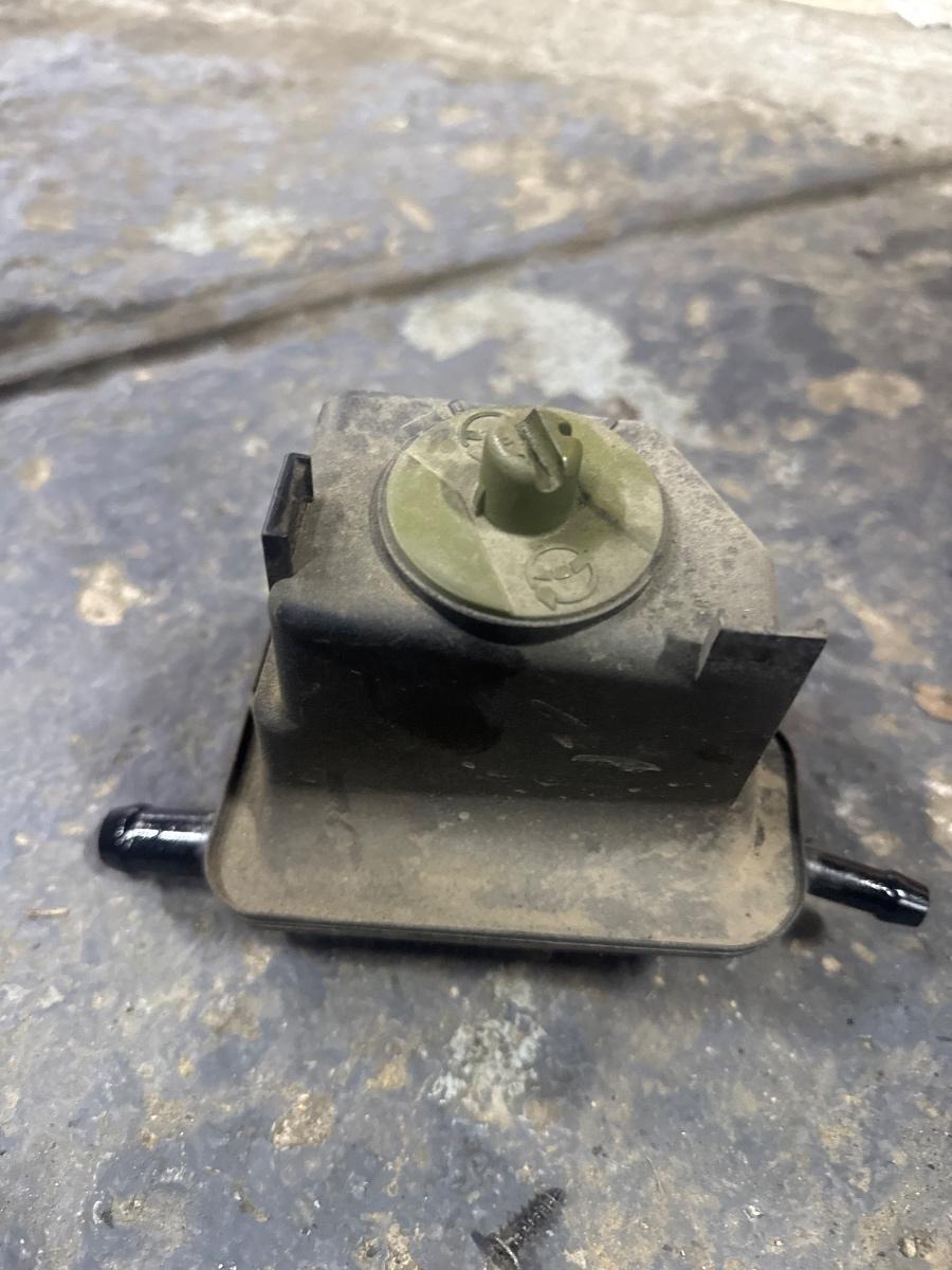 Rezervor lichid servodirectie VOLKSWAGEN GOLF IV Variant 1J5 1999 - 20061.9 TDI ATD, AXR 1J0422371C