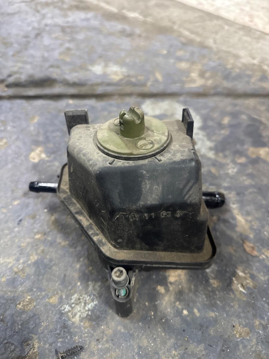 Rezervor lichid servodirectie VOLKSWAGEN GOLF IV Variant 1J5 1999 - 20061.9 TDI ATD, AXR 1J0422371C