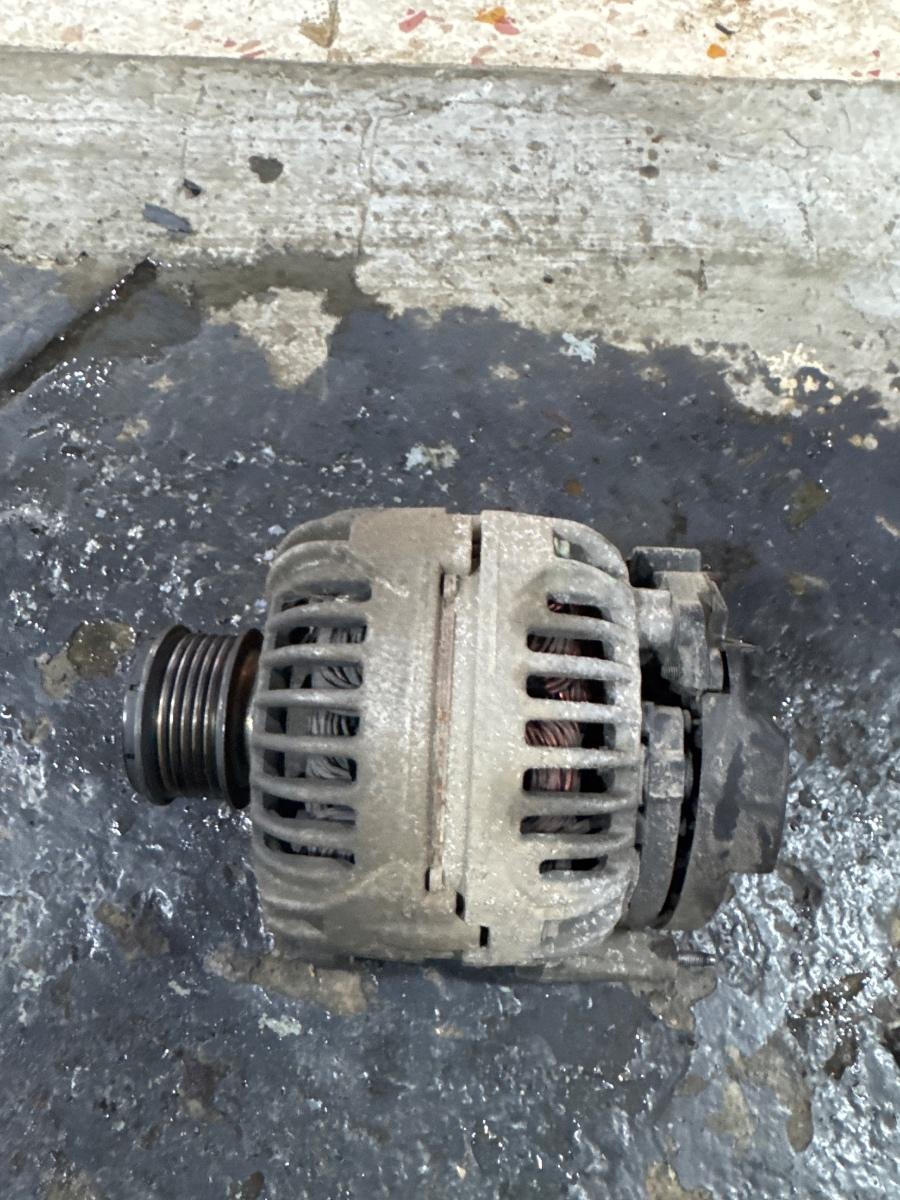 Alternator 120A VOLKSWAGEN GOLF IV Variant 1J5 1999 - 20061.9 TDI ATD, AXR 028903028E