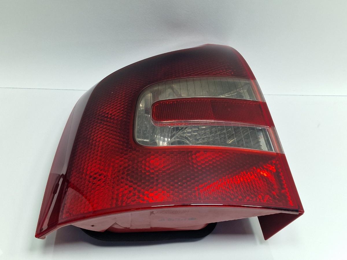 Stop stanga SKODA OCTAVIA II Combi 1Z5 2004 - 20132.0 TDI 16V BKD, CFHC, CLCB 1Z9945095