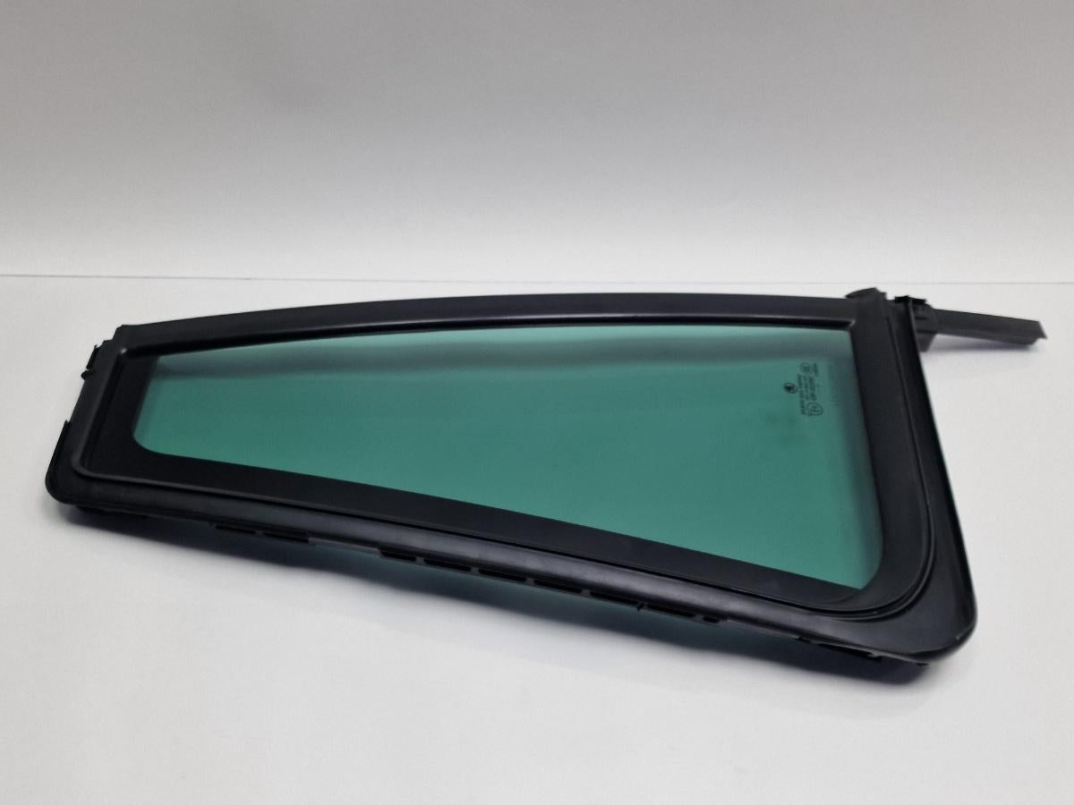 Geam fix dreapta spate SKODA OCTAVIA II Combi 1Z5 2004 - 20132.0 TDI 16V BKD, CFHC, CLCB SPLINTEX 43R002092 1Z9845210