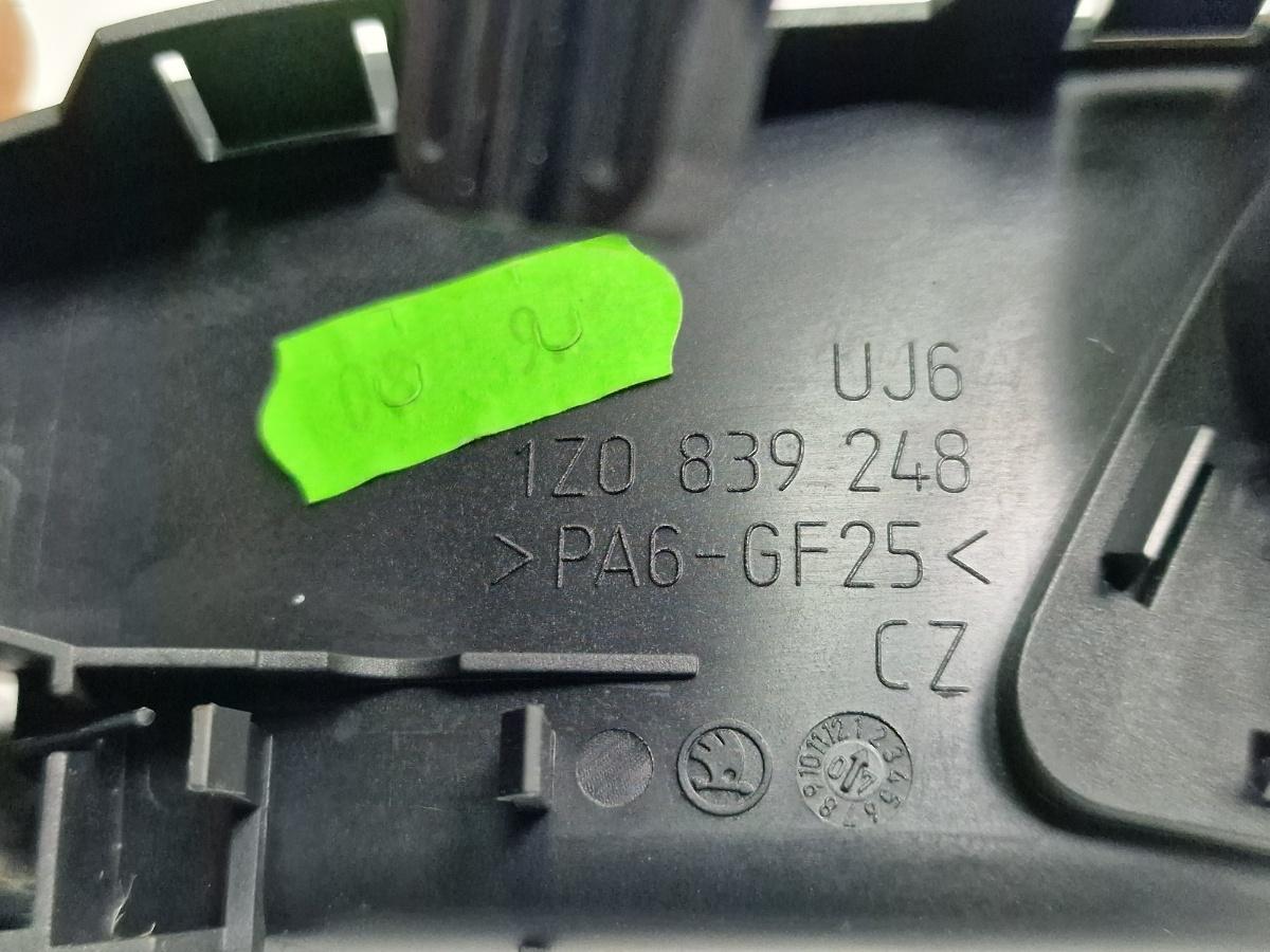 Maner interior usa dreapta spate SKODA OCTAVIA II Combi 1Z5 2004 - 20132.0 TDI 16V BKD, CFHC, CLCB 1Z0839248