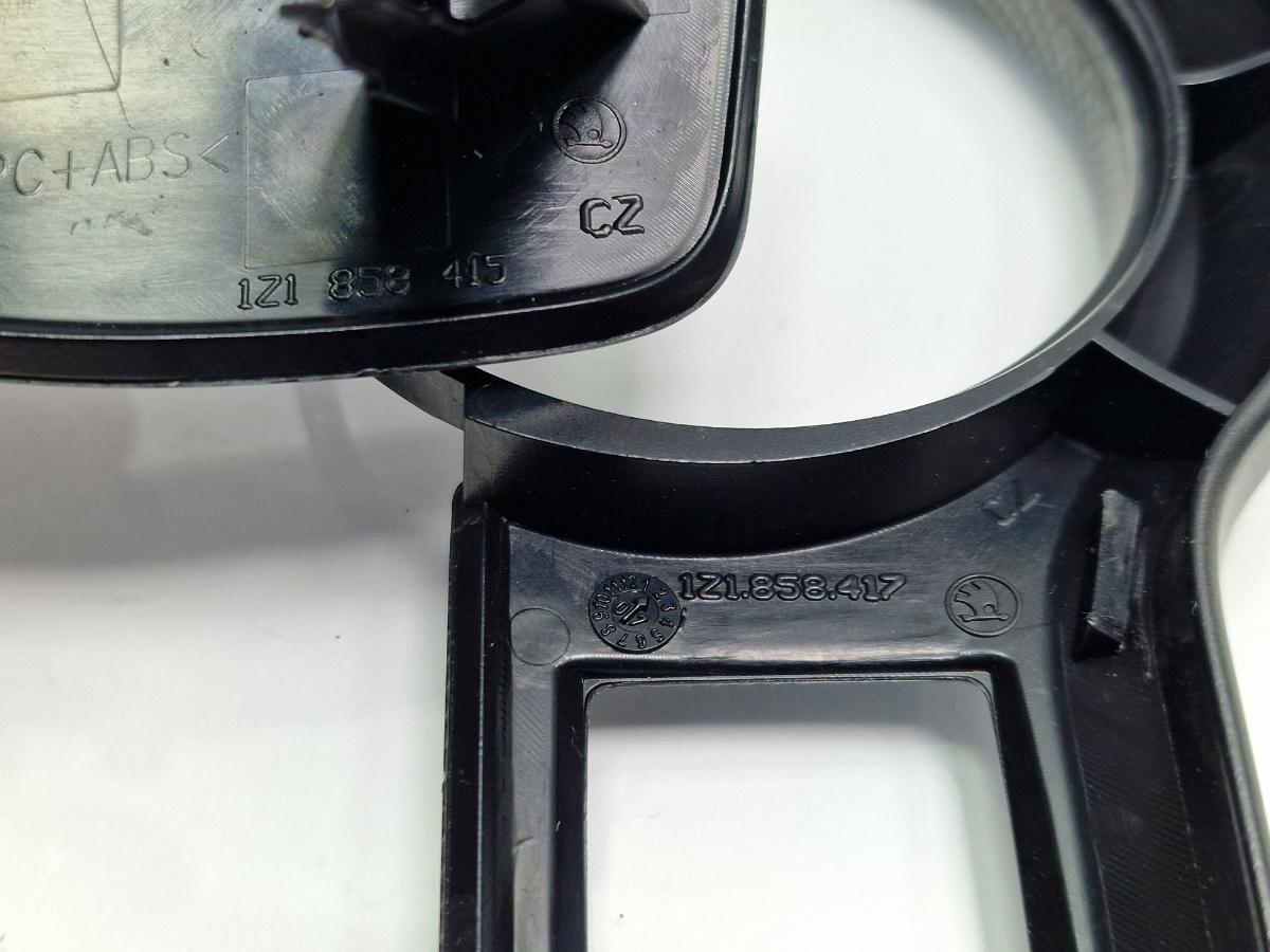 Ornamente panou de bord SKODA OCTAVIA II Combi 1Z5 2004 - 20132.0 TDI 16V BKD, CFHC, CLCB 1Z1858415 , 1Z1858417