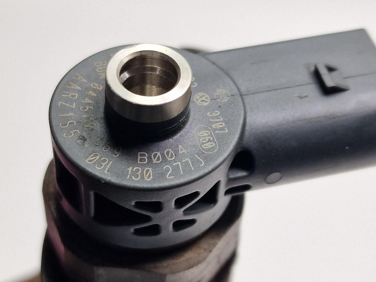 Injector combustibil SKODA OCTAVIA 1Z3 2009 - 2013 2.0 TDI CFHC BOSCH 0445110369 03L130277J