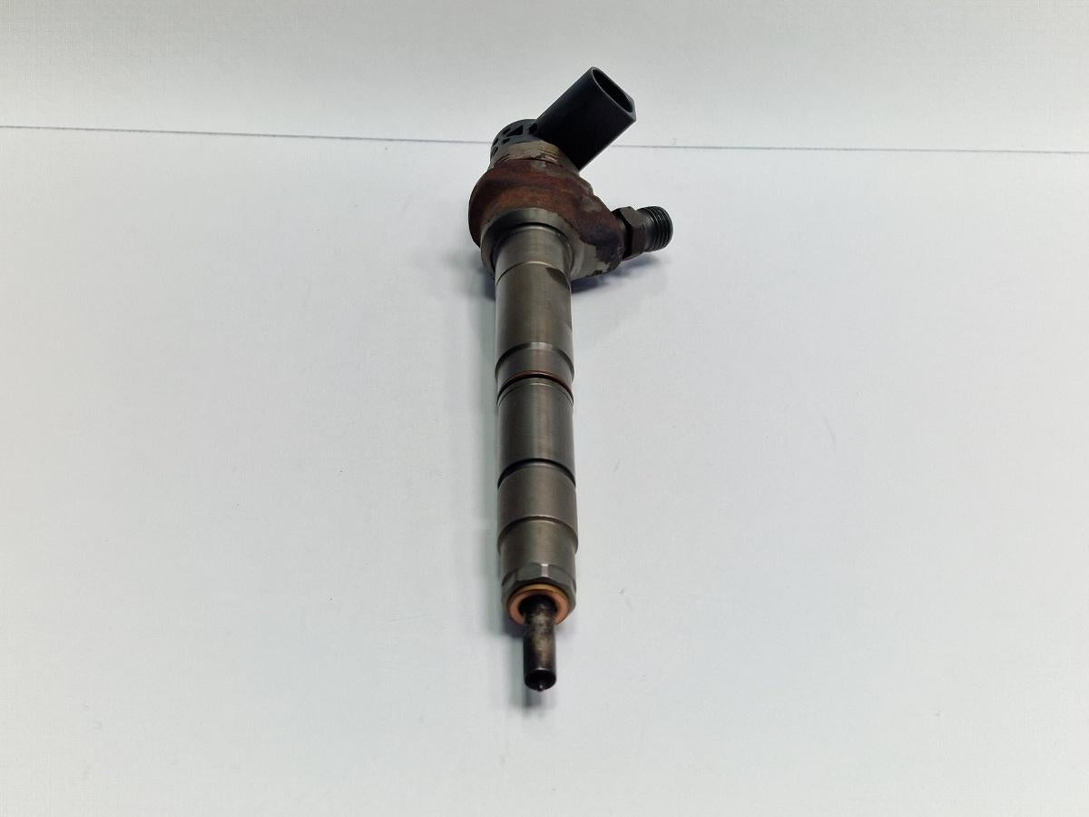 Injector combustibil SKODA OCTAVIA 1Z3 2009 - 2013 2.0 TDI CFHC BOSCH 0445110369 03L130277J