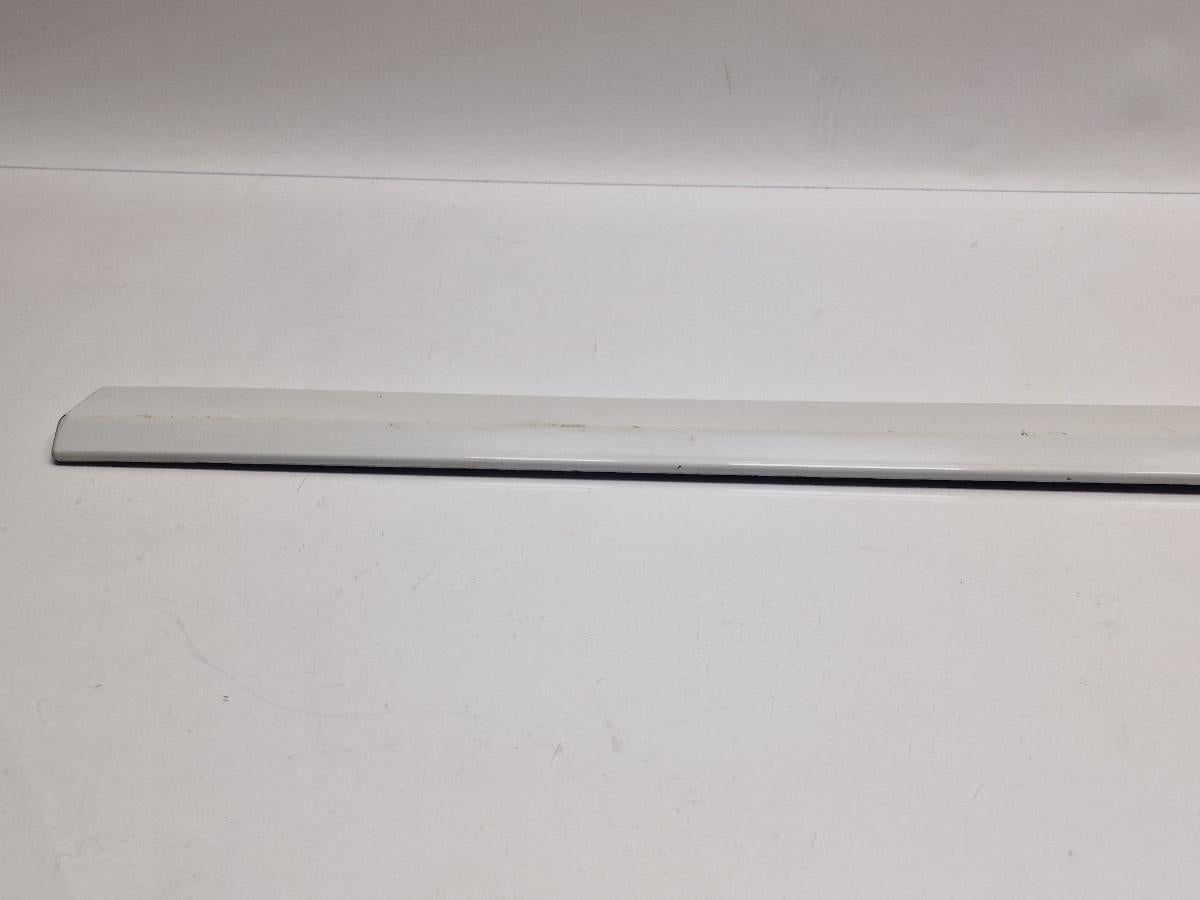 Bandou usa dreapta fata SKODA OCTAVIA 1Z3 2004 - 20132.0 TDI alb 9P / F9E 1Z0853518A
