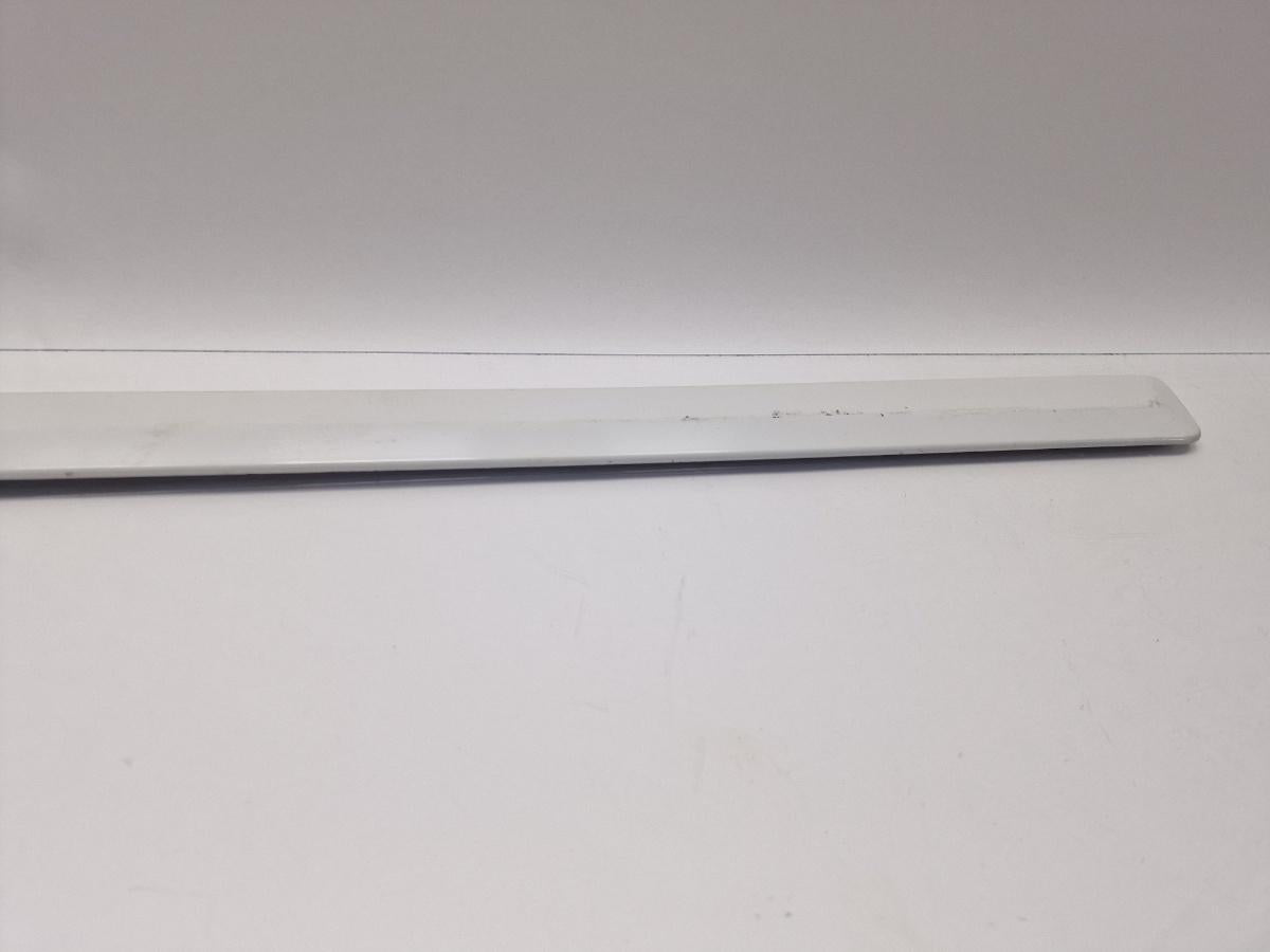Bandou usa dreapta fata SKODA OCTAVIA 1Z3 2004 - 20132.0 TDI alb 9P / F9E 1Z0853518A