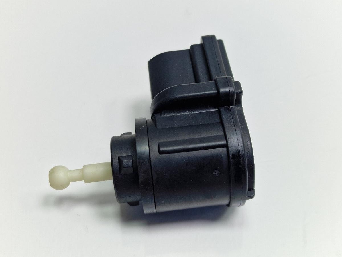 Motoras reglaj nivel faruri SEAT TOLEDO II 1M2 1998 - 20061.6 16V AUS, AZD, BCB 1J0941295B