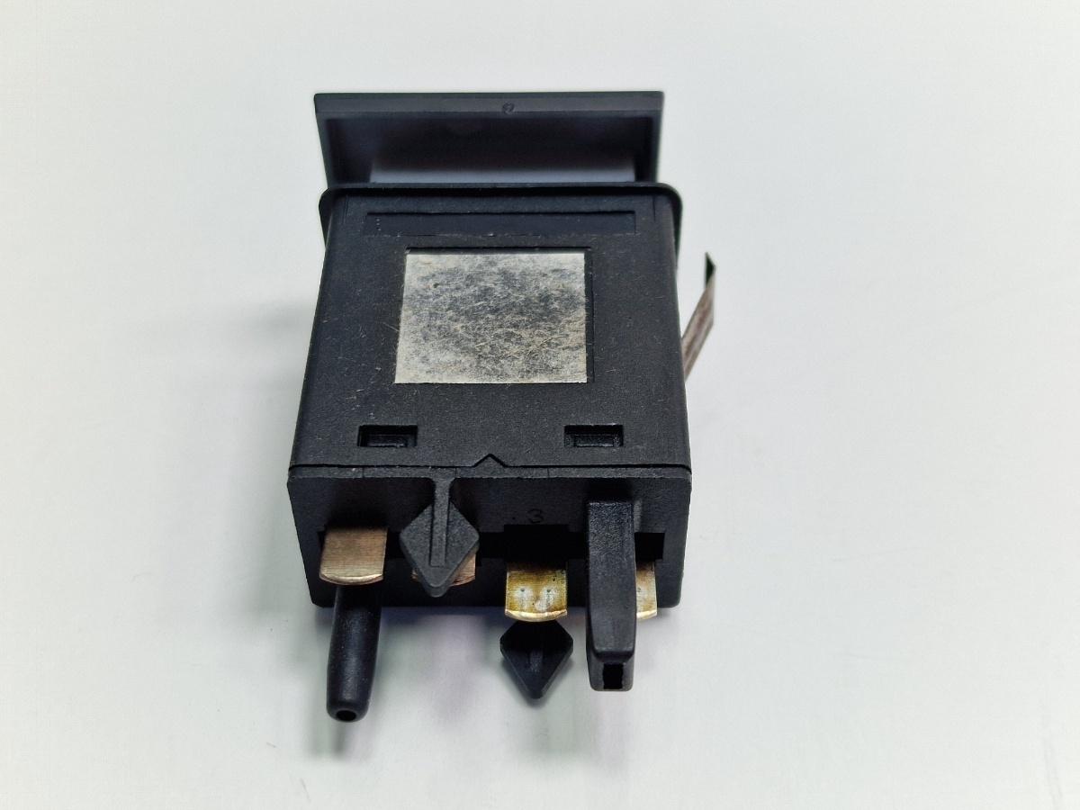 Buton dezaburire luneta SEAT TOLEDO II 1M2 1998 - 20061.6 16V AUS, AZD, BCB 1M1959621