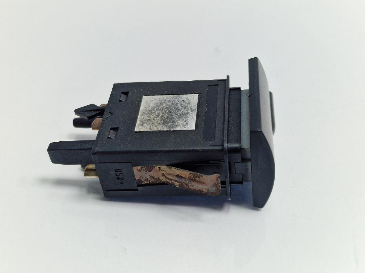 Buton dezaburire luneta SEAT TOLEDO II 1M2 1998 - 20061.6 16V AUS, AZD, BCB 1M1959621