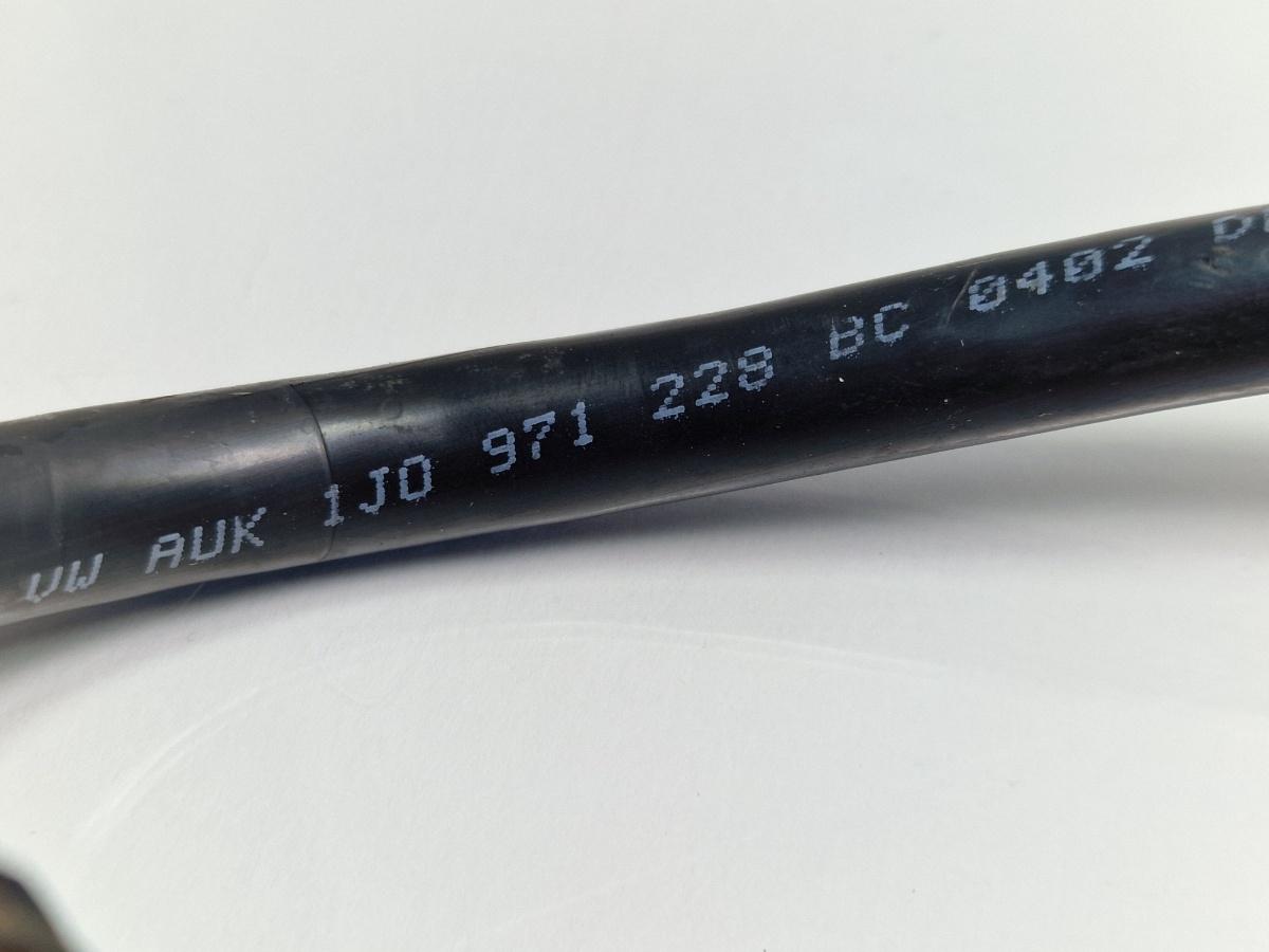 Cablu borna plus SEAT TOLEDO II 1M2 1998 - 20061.6 16V AUS, AZD, BCB 1J0971228BC