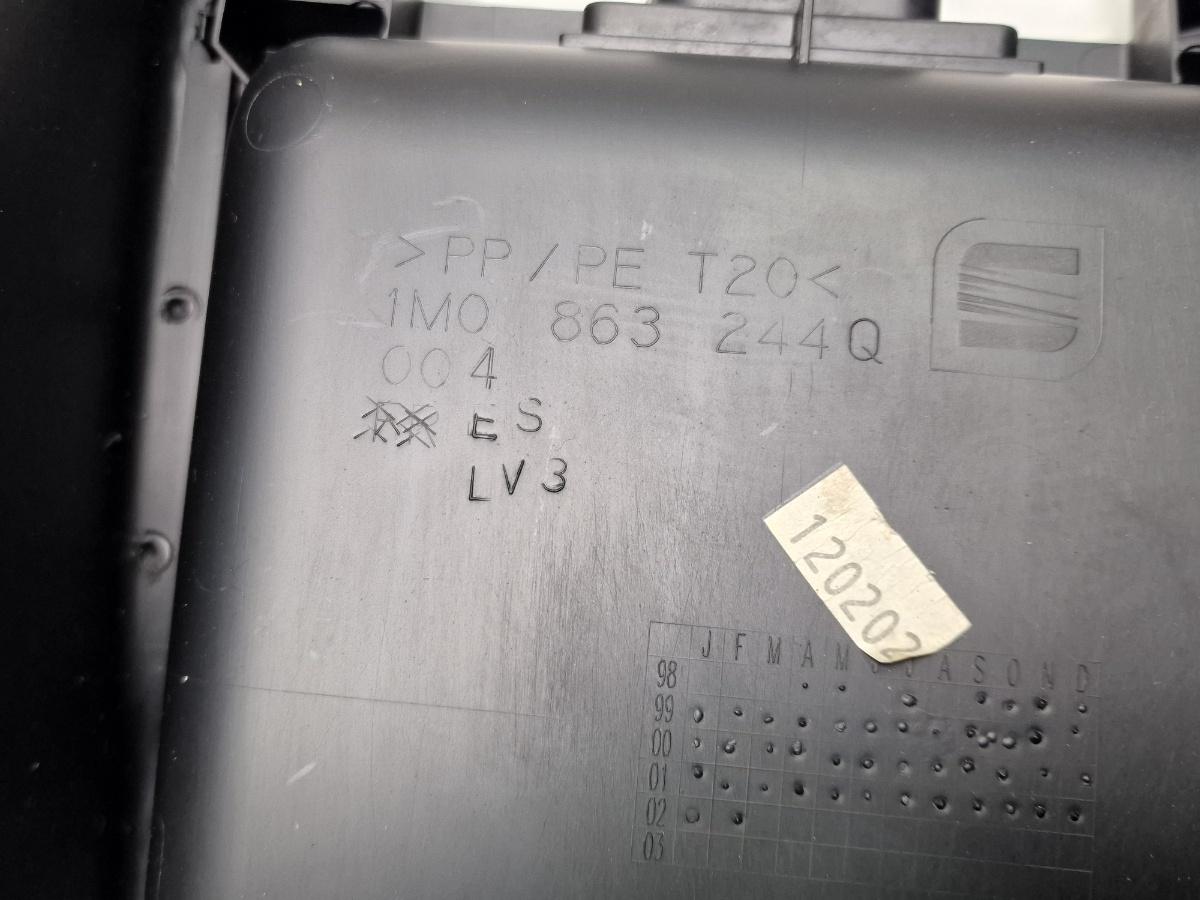 Consola centrala SEAT TOLEDO II 1M2 1998 - 20061.6 16V AUS, AZD, BCB 1M0863244Q
