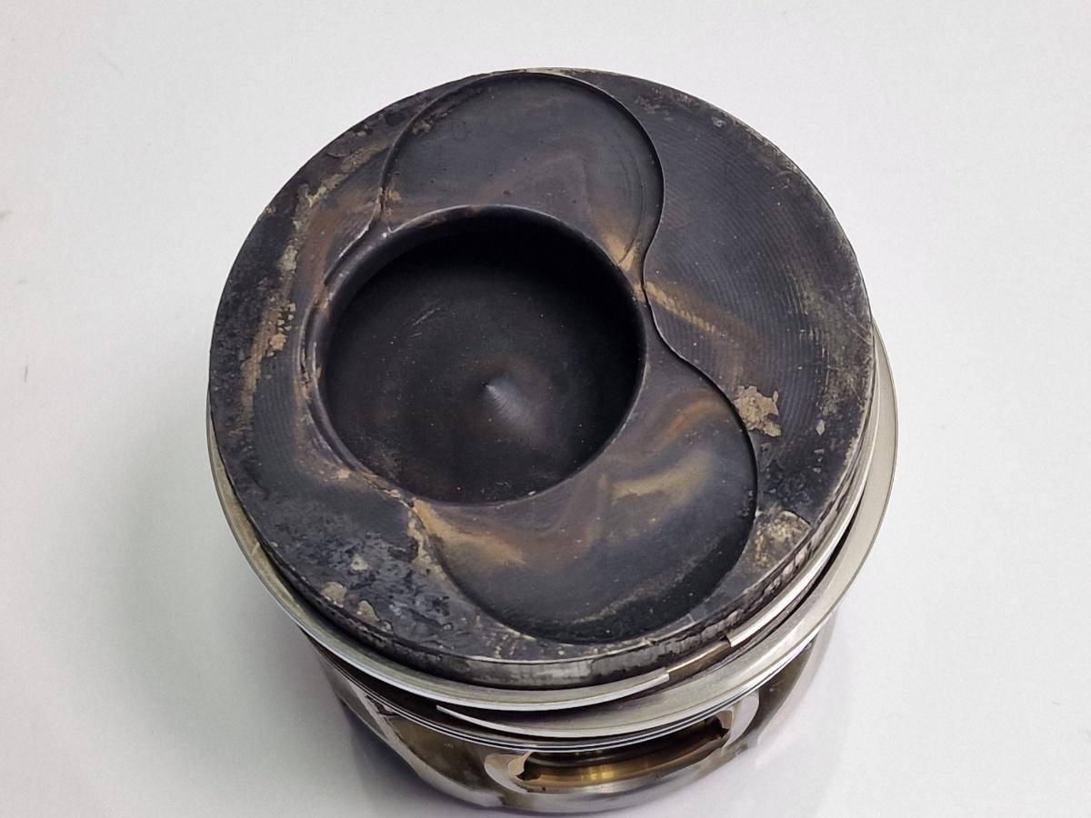 Piston cilindru 1,2 VOLKSWAGEN POLO 9N_ 2001 - 20121.9 TDI BMT MAHLE 79L69M161 038107065GJ