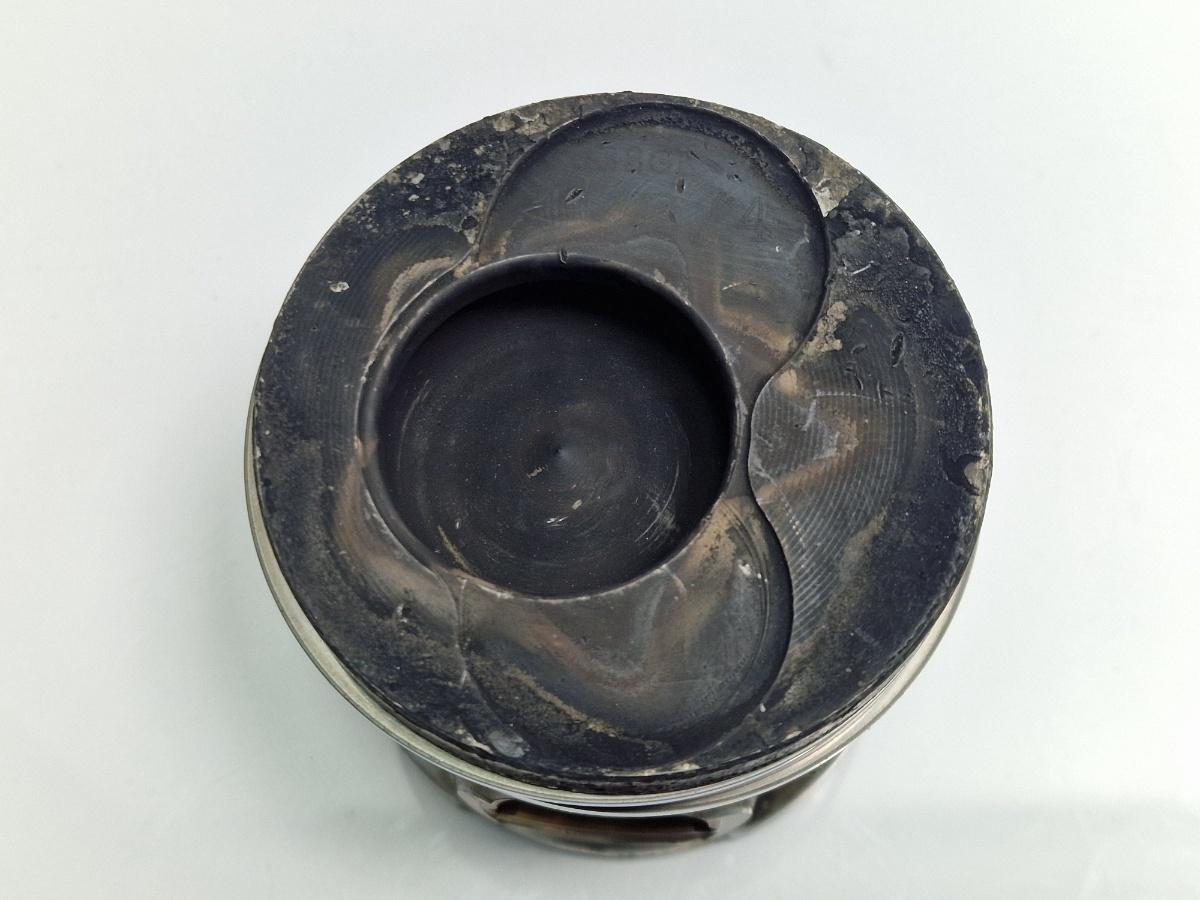 Piston cilindru 3,4 VOLKSWAGEN POLO 9N_ 2001 - 20121.9 TDI BMT MAHLE 79L69M311 038107065GK
