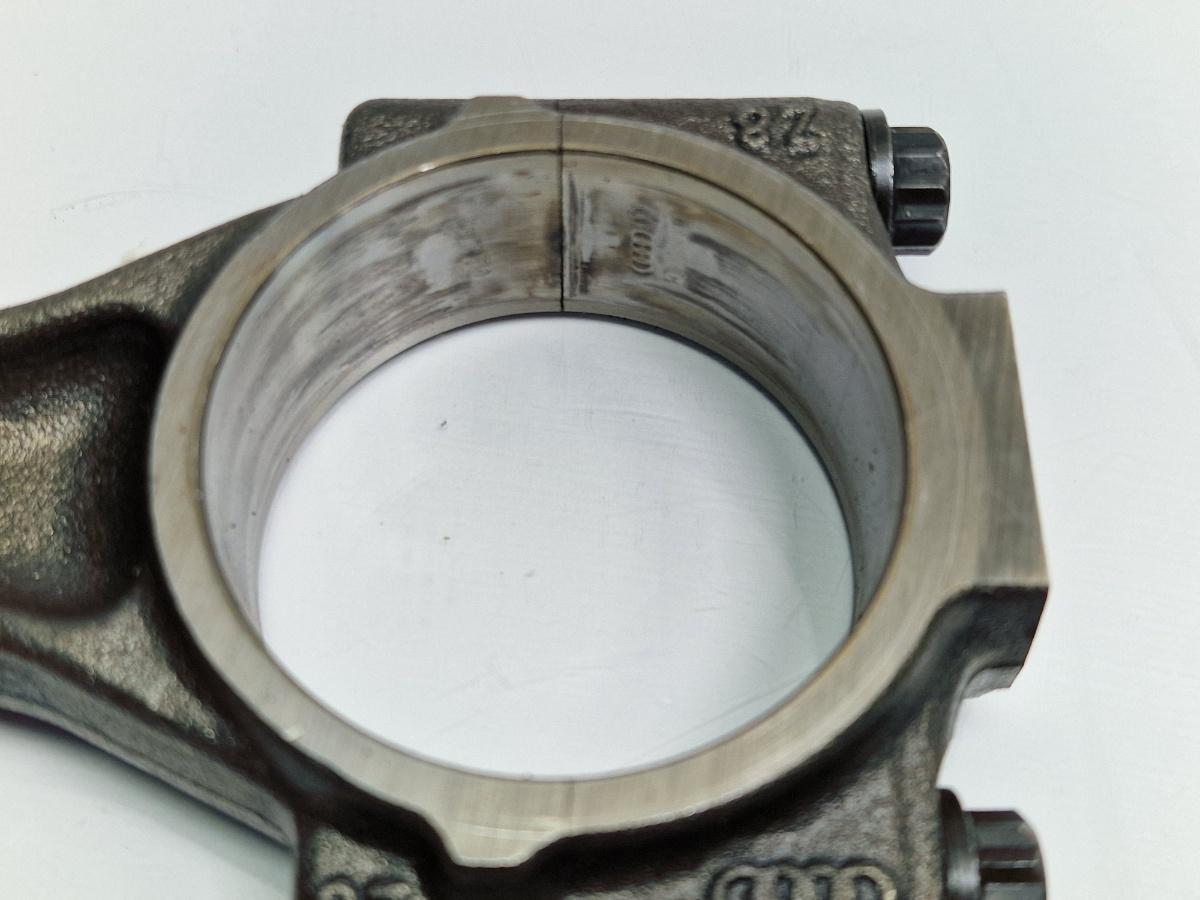 Biela motor VOLKSWAGEN POLO 9N_ 2005 - 2009 1.9 TDI  BMT 038105401G