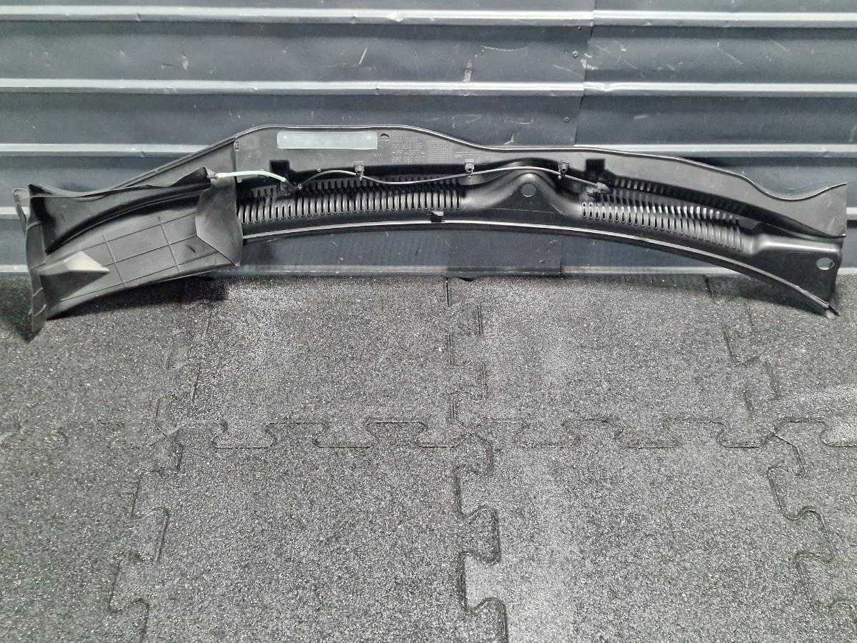 Grila stergatoare SEAT TOLEDO II 1M2 1998 - 20061.6 16V AUS, AZD, BCB 1M1853185