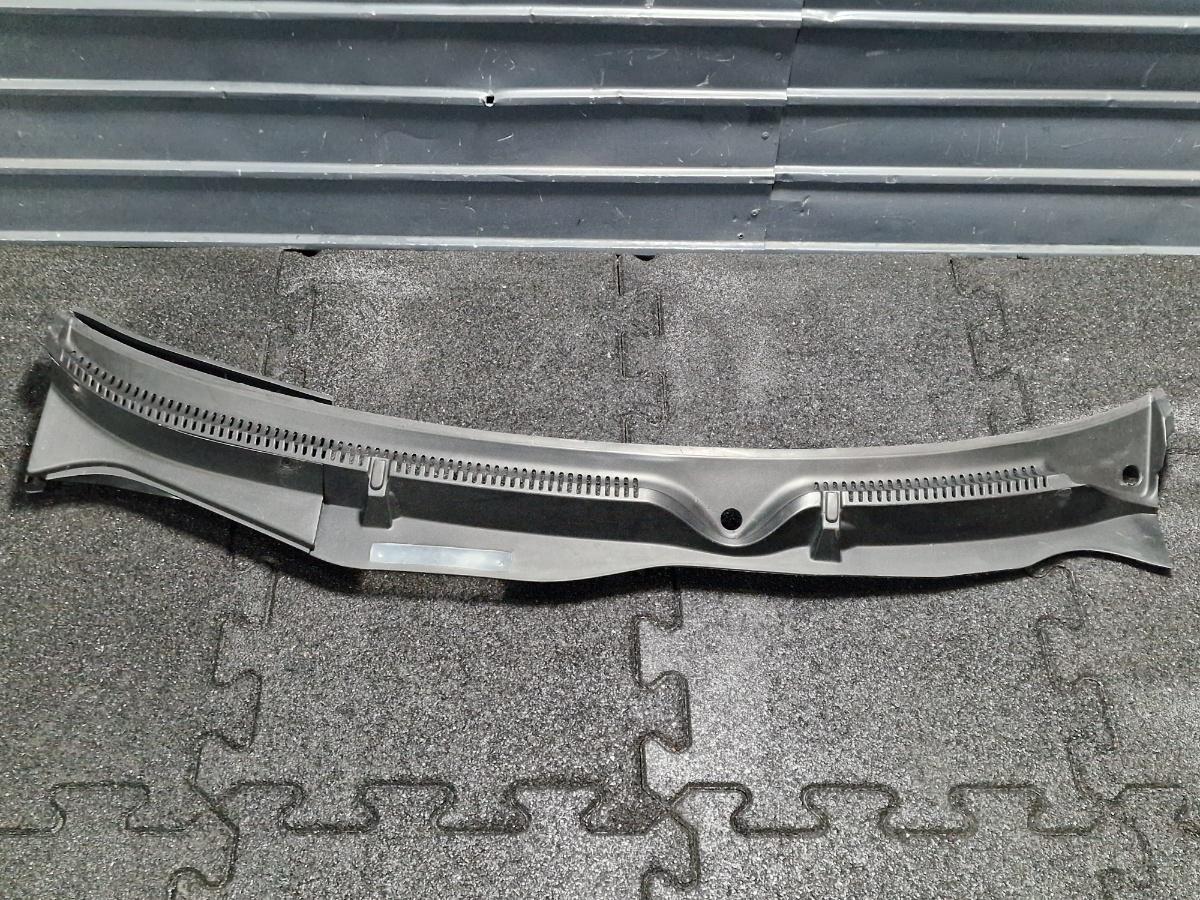 Grila stergatoare SEAT TOLEDO II 1M2 1998 - 20061.6 16V AUS, AZD, BCB 1M1853185