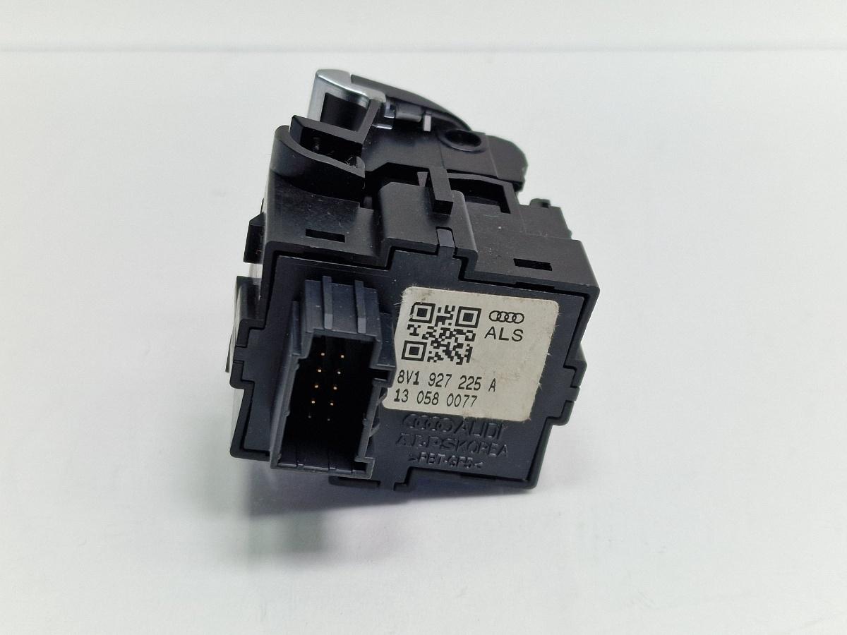 Buton frana de mana AUDI A3 Sportback 8VA, 8VF 2012 - >1.6 TDI CLHA 8V1927225A
