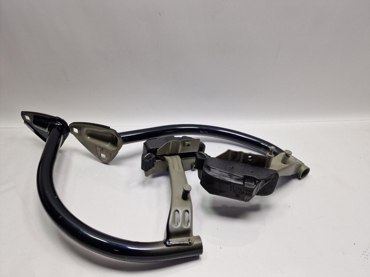 Balamale hayon/portbagaj VOLKSWAGEN PASSAT CC 357 2008 - 20122.0 TSI CCZB 3C8864721A