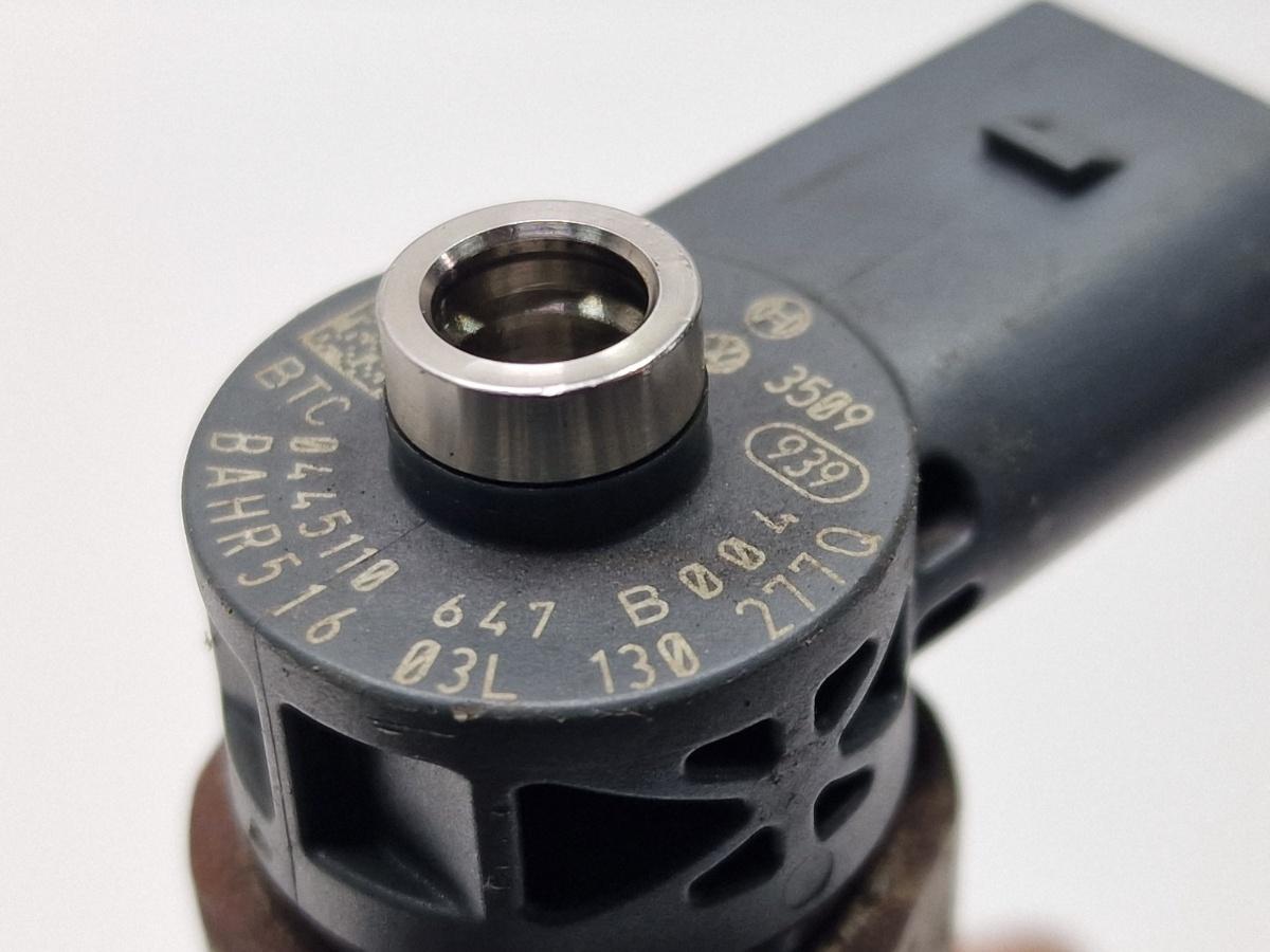 Injector combustibil VOLKSWAGEN CRAFTER 2009 - 2016 2.0 TDI CKUB, CSNA BOSCH 0445110647 03L130277Q