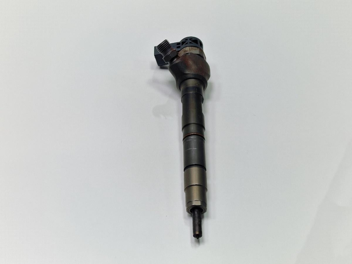 Injector combustibil VOLKSWAGEN CRAFTER 2009 - 2016 2.0 TDI CKUB, CSNA BOSCH 0445110647 03L130277Q