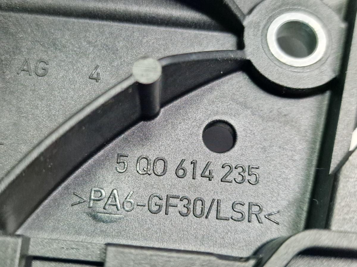 Suport pompa ABS VOLKSWAGEN GOLF VII 5G1 2013 2.0 TDi BlueMotion 110KW|150HP 2013