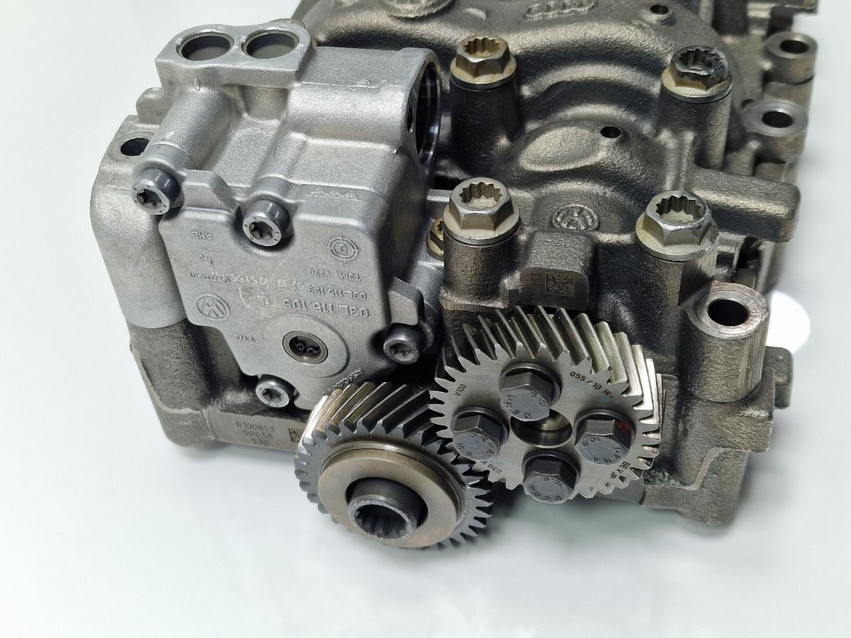 Pompa ulei VOLKSWAGEN AMAROK 2H_, S1B 2010 - > 2.0 BiTDI CNEA, CSHA 03L103537