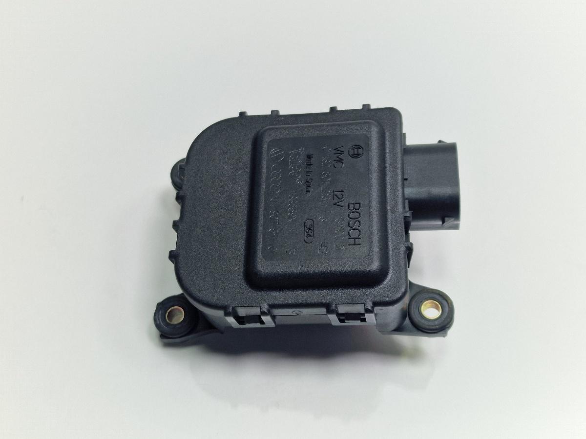 Motoras clapeta aeronterma V68 VOLKSWAGEN GOLF IV Variant 1J5 1999 - 20061.9 TDI ATD, AXR BOSCH 0132801213 1J1907511C