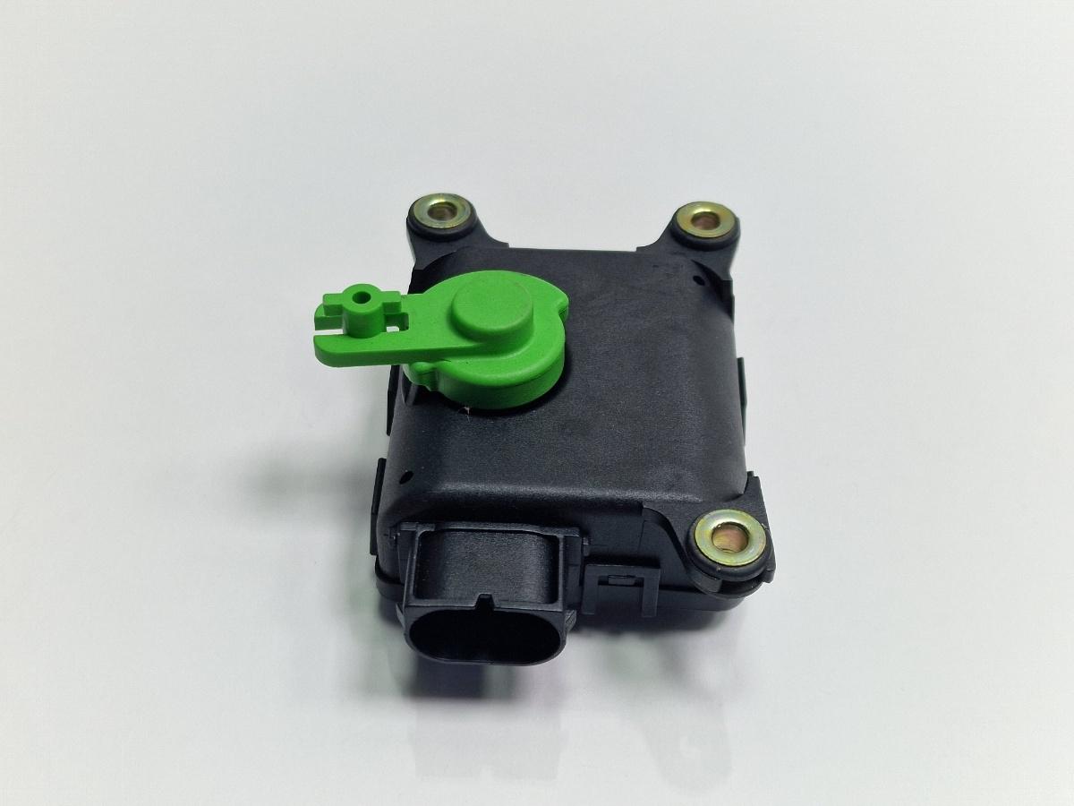 Motoras aeroterma V70 VOLKSWAGEN GOLF IV Variant 1J5 1999 - 20061.9 TDI ATD, AXR BOSCH 0132801209  1J1907511D