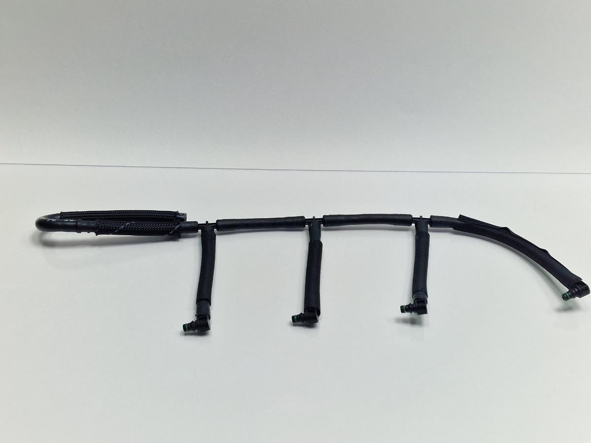 Furtun retur combustibil VOLKSWAGEN JETTA IV 162, 163, AV3, AV2 2009 - >1.6 TDI CAYC 03L130235AF