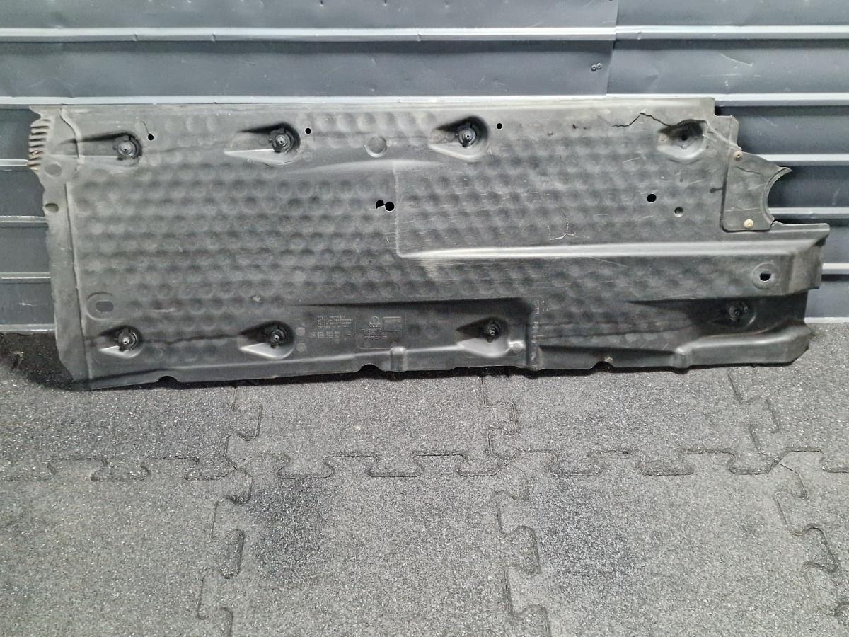 Scut protectie dreapta SKODA OCTAVIA 1Z3 2004 - 20132.0 TDI 16V BKD, CFHC, CLCB 1K0825212