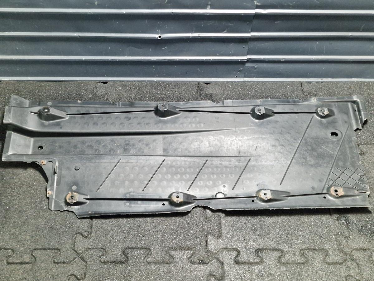 Scut protectie stanga SKODA OCTAVIA 1Z3 2004 - 20132.0 TDI 16V BKD, CFHC, CLCB 1K0825211K