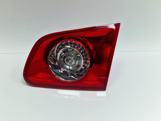 Stop hayon dreapta VOLKSWAGEN PASSAT Variant 3C5 2005 - 20111.9 TDI BKC, BLS, BXE 3C9945094