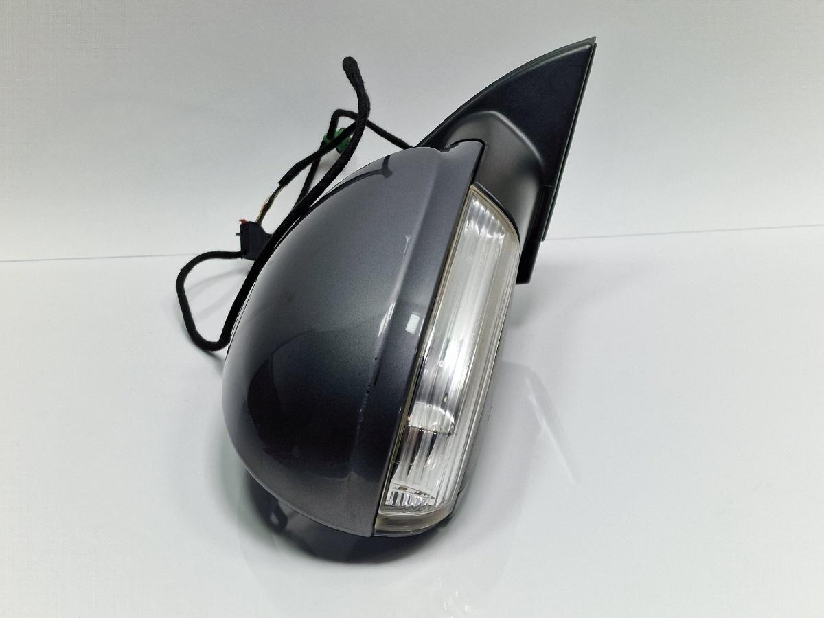 Oglinda dreapta VOLKSWAGEN PASSAT Variant 3C5 2005 - 2011 gri LA7T 3C0857934