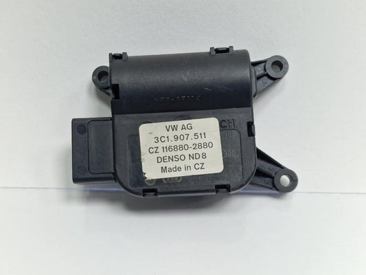 Motoras reglaj aeroterma V158 VOLKSWAGEN PASSAT Variant 3C5 2005 - 20111.9 TDI BKC, BLS, BXE Denso 3C1907511