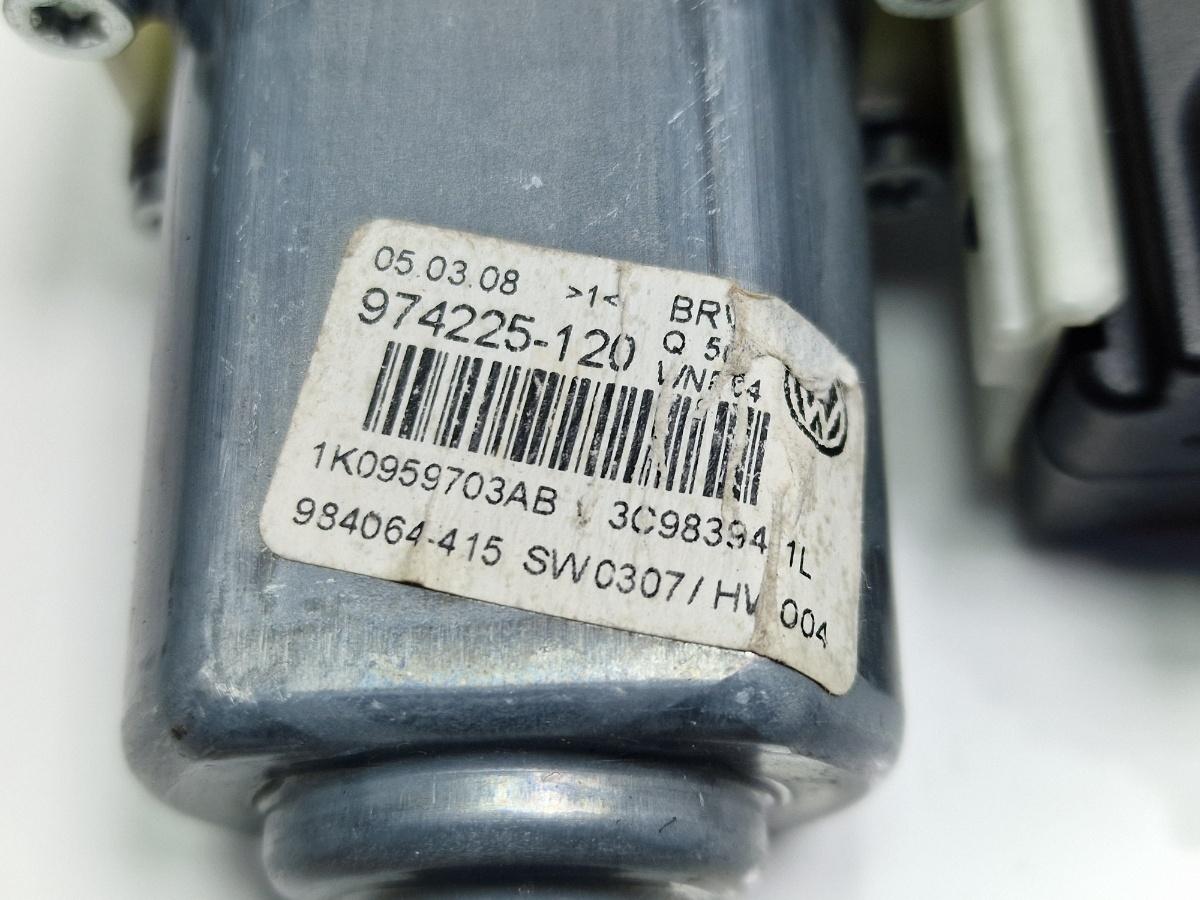 Motoras macara geam stanga spate VOLKSWAGEN PASSAT Variant 3C5 2005 - 20111.9 TDI BKC, BLS, BXE 3C9839461L