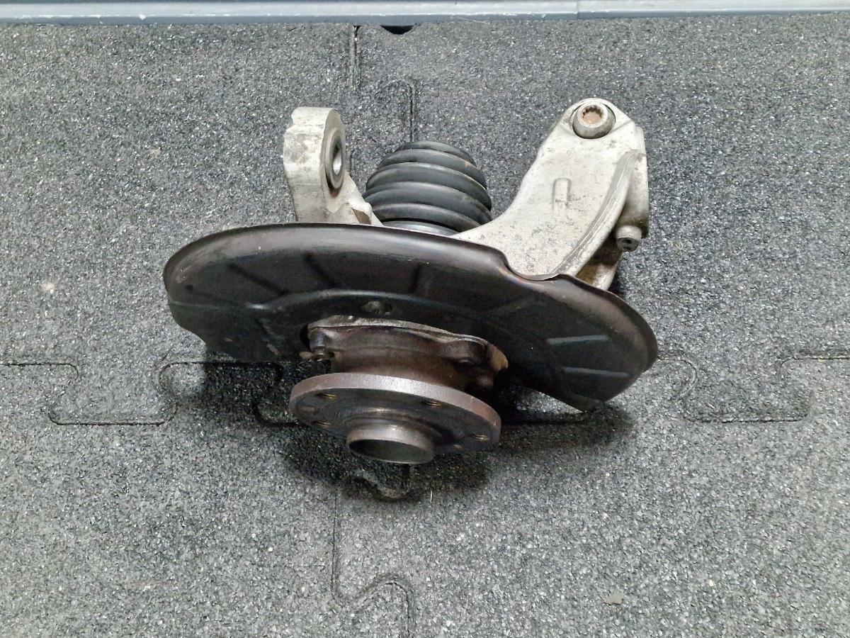 Fuzeta dreapta fata VOLKSWAGEN PASSAT Variant 3C5 2005 - 20111.9 TDI BKC, BLS, BXE 3C0407258F