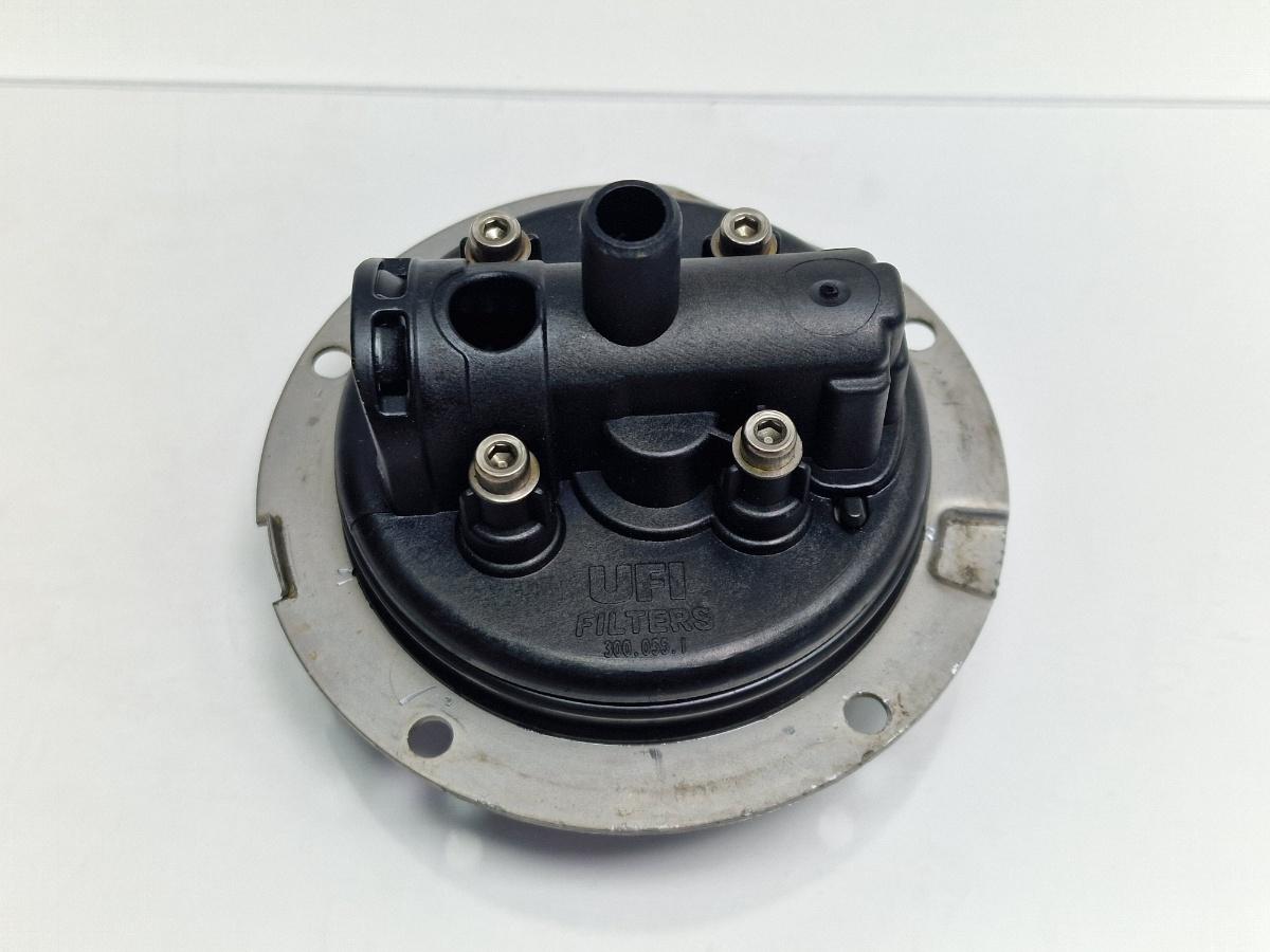 Capac carcasa filtru combustibil VOLKSWAGEN PASSAT Variant 3C5 2005 - 20111.9 TDI BKC, BLS, BXE 3C0127400C